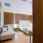 מלון Duka's Boutique 4*