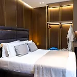 מלון Duka's Boutique 4*