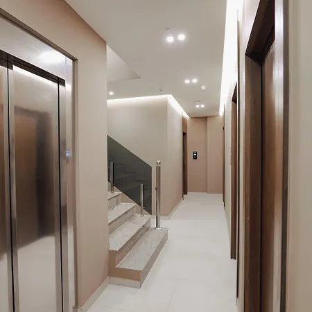 Duka's ホテル クサミル