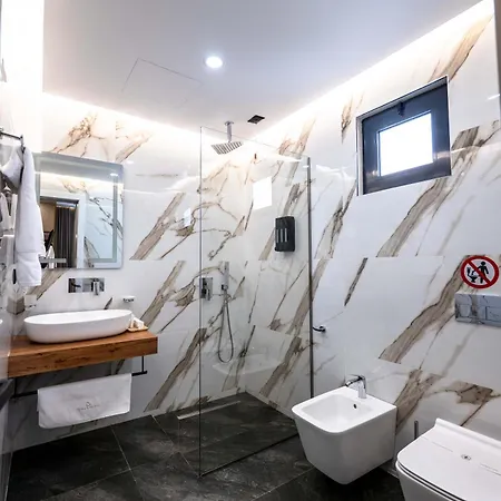 Duka's Boutique 4* Ksamil