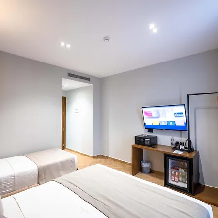 Duka's Boutique Hotel 4*