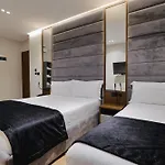 Duka's Boutique Ksamil