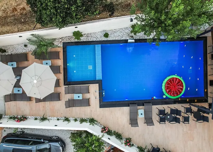 Duka's Boutique Hotel 4*