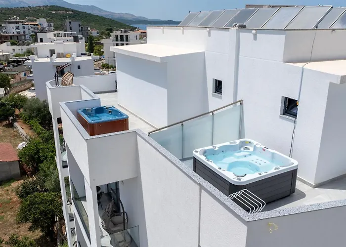 Duka's Boutique Ksamil